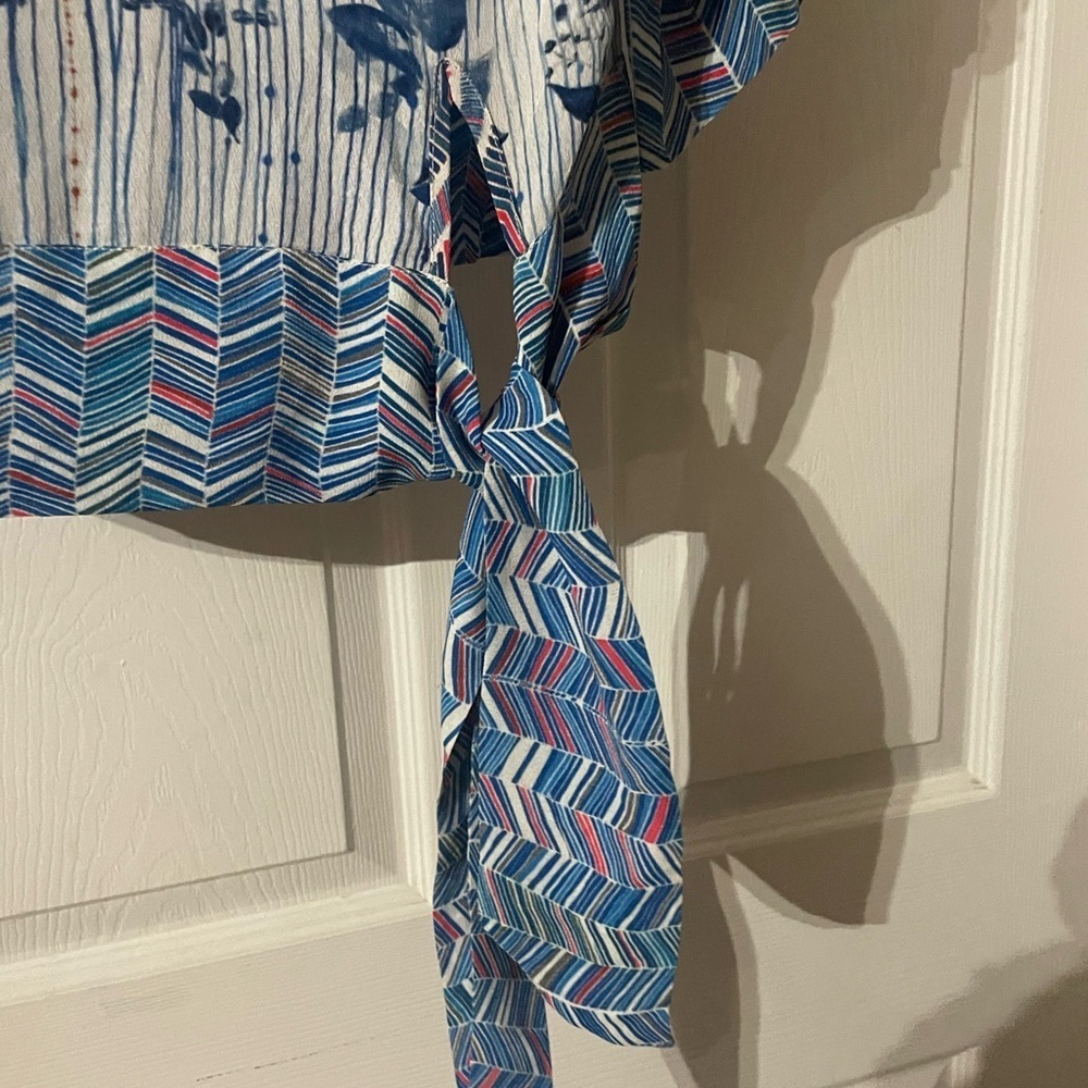 New  Anthropologie Blank London Striped and Geo pattern with tie knot size Small - Picture 8 of 8